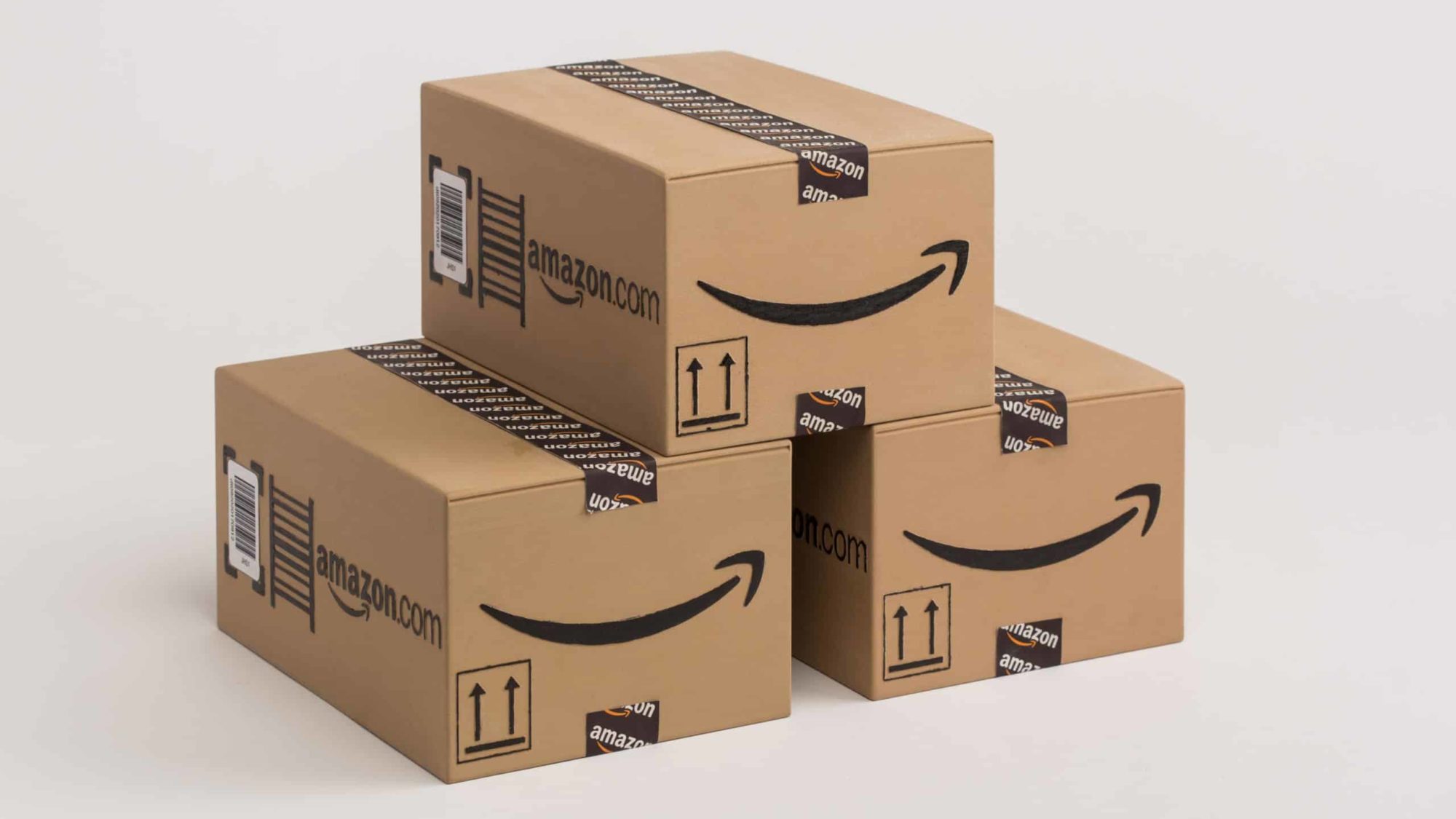 Amazon staff bribery under investigation