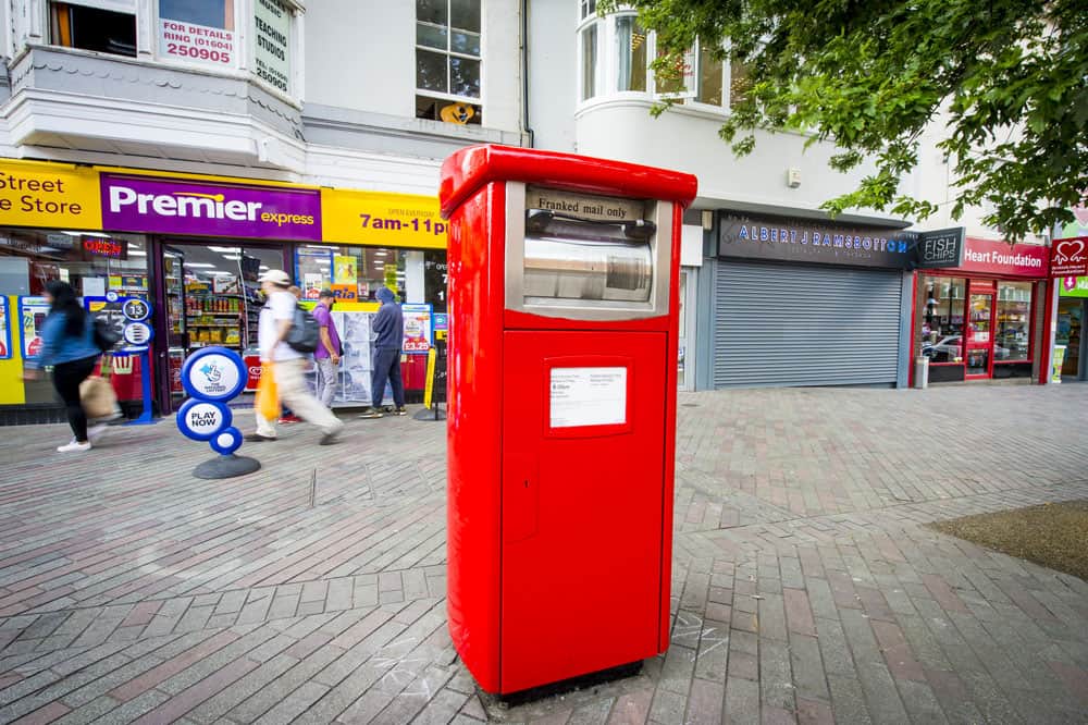 Royal Mail to introduce 1,400 parcel postboxes
