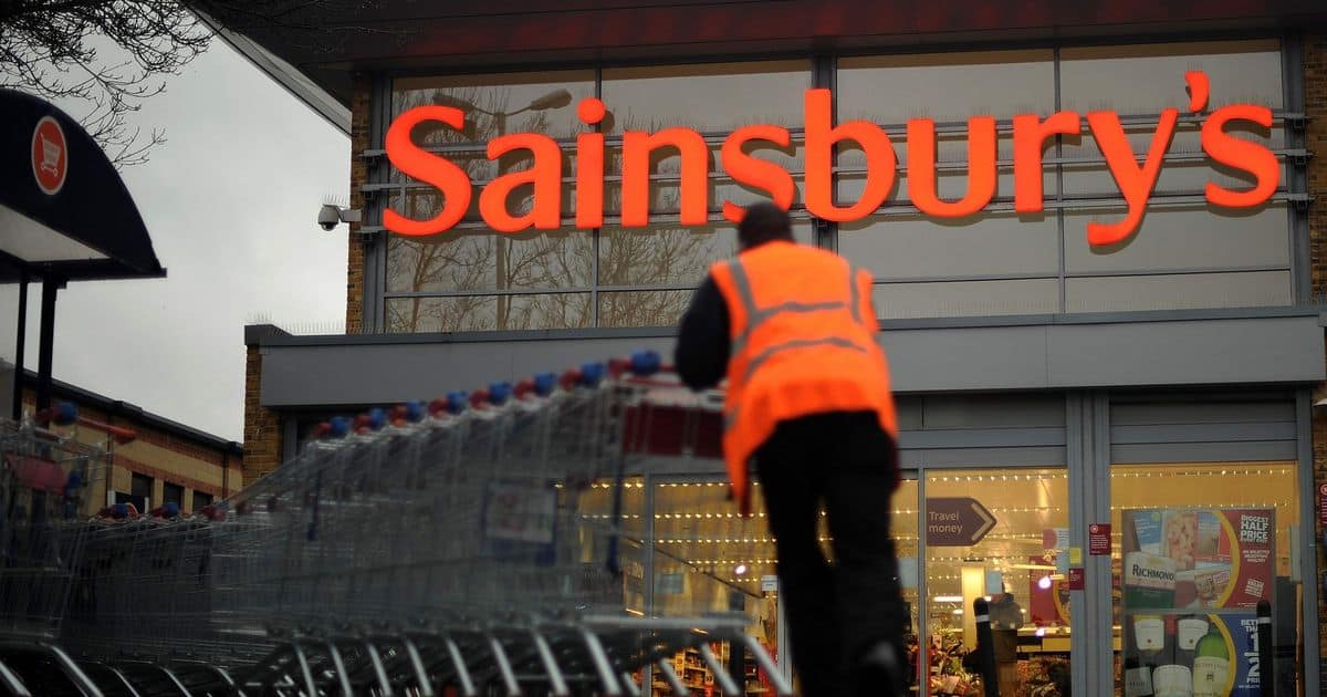 Sainsbury’s set to cut 3,500 jobs and close 420 Argos stores