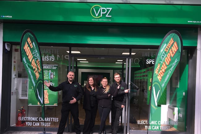 Pilot vape clinic launches in Edinburgh to help smokers quit