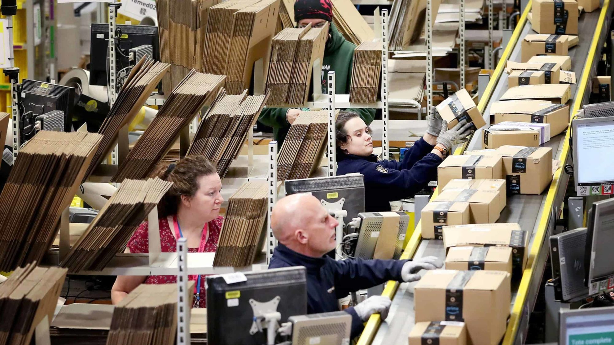 First ever Amazon strike in UK set for 25 January